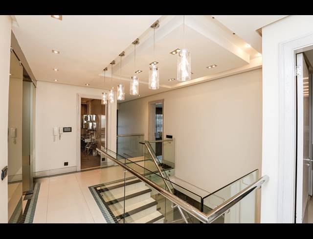 4 BEDROOM TOWNHOUSE FOR SALE IN ESSENWOOD